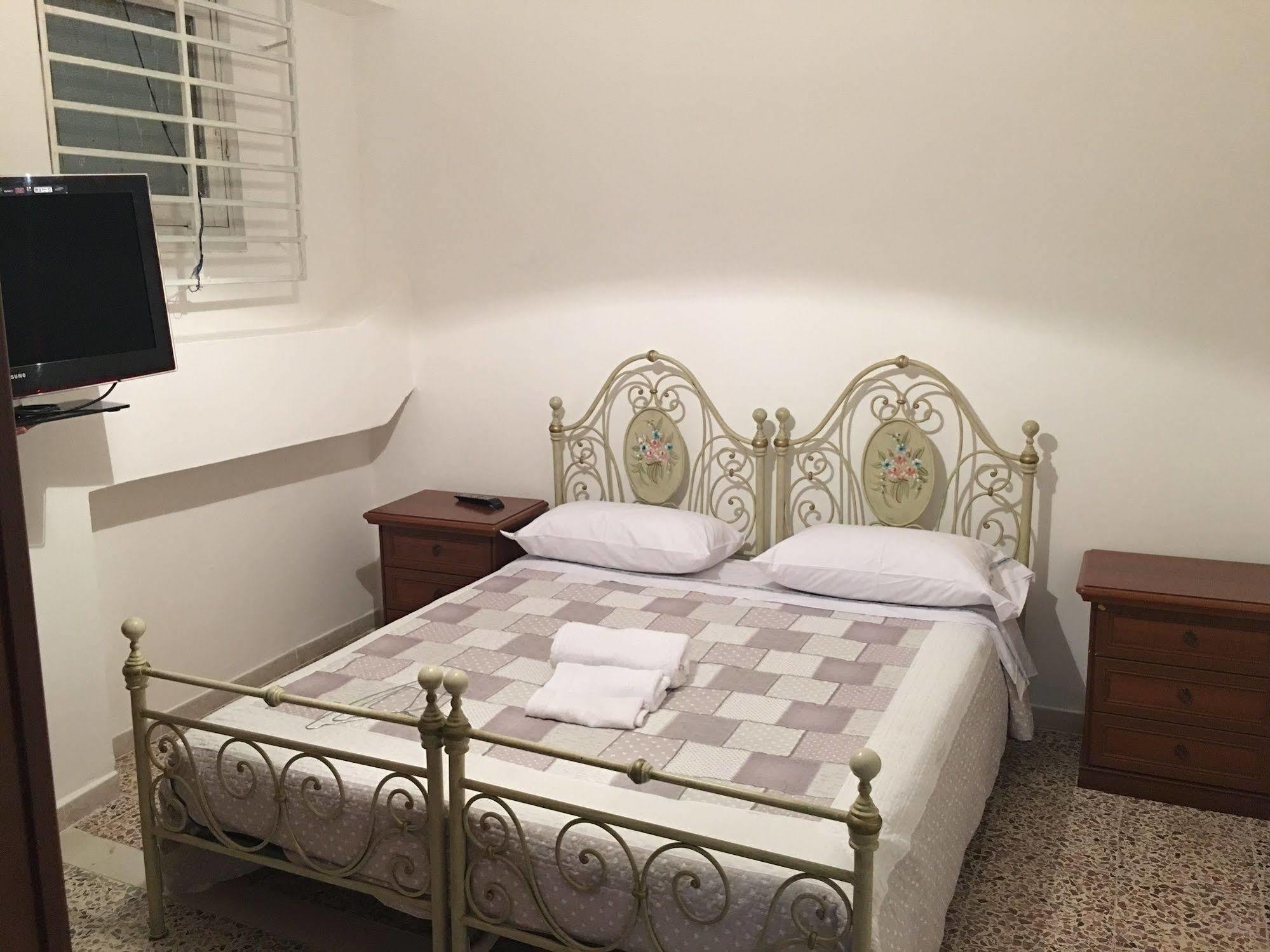 B&B Crotone Exterior photo